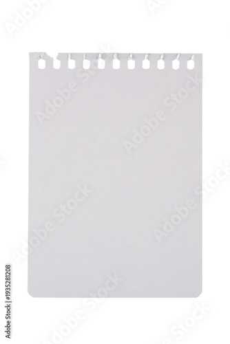 Hoja de libreta en blanco de apertura vertical, aislada sobre fondo blanca
