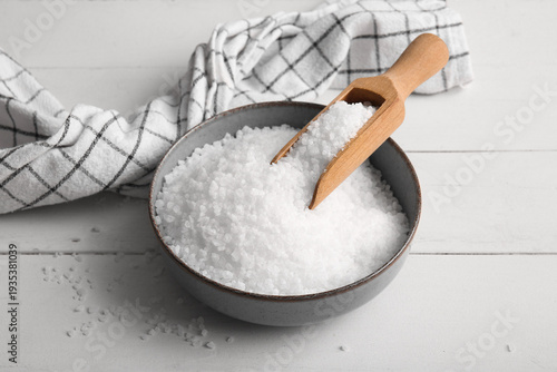 Bowl with sea salt and napk...
