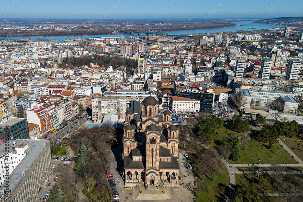 Obraz premium Belgrade cityscape drone view of Saint Mark's church (crkva svetog Marka)