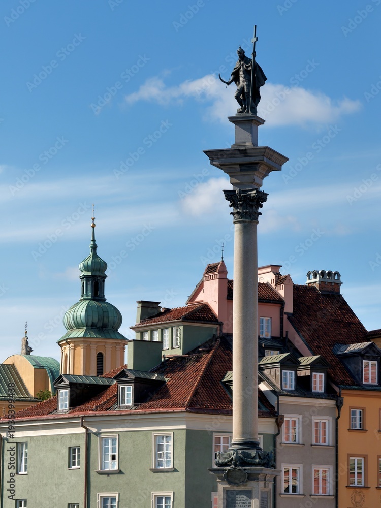 Obraz premium Sigismund's Column in Warsaw Old Town