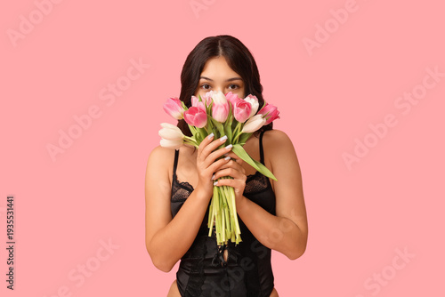 Beautiful young Asian woman...