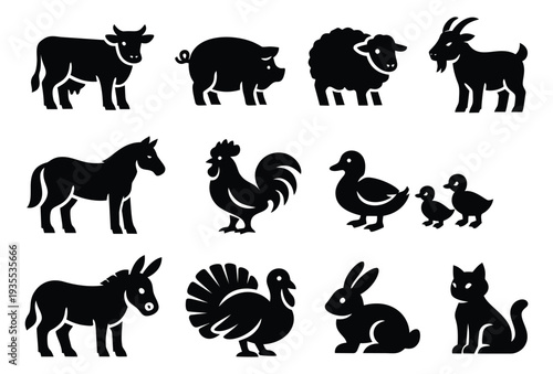 Modern icon set featuring common farm and domestic animals for agricultural and pet care designs