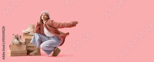 Stylish young woman with wi...