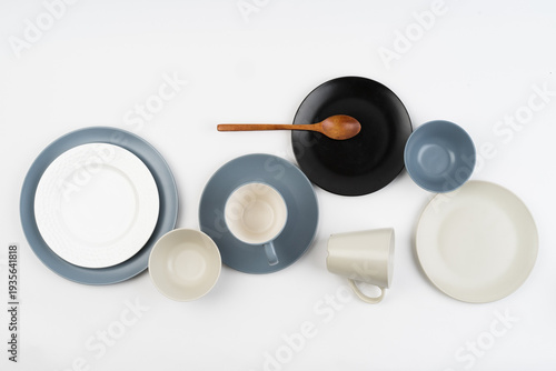Tableau sur toile Modern Dinnerware Set Flat Lay Arrangement