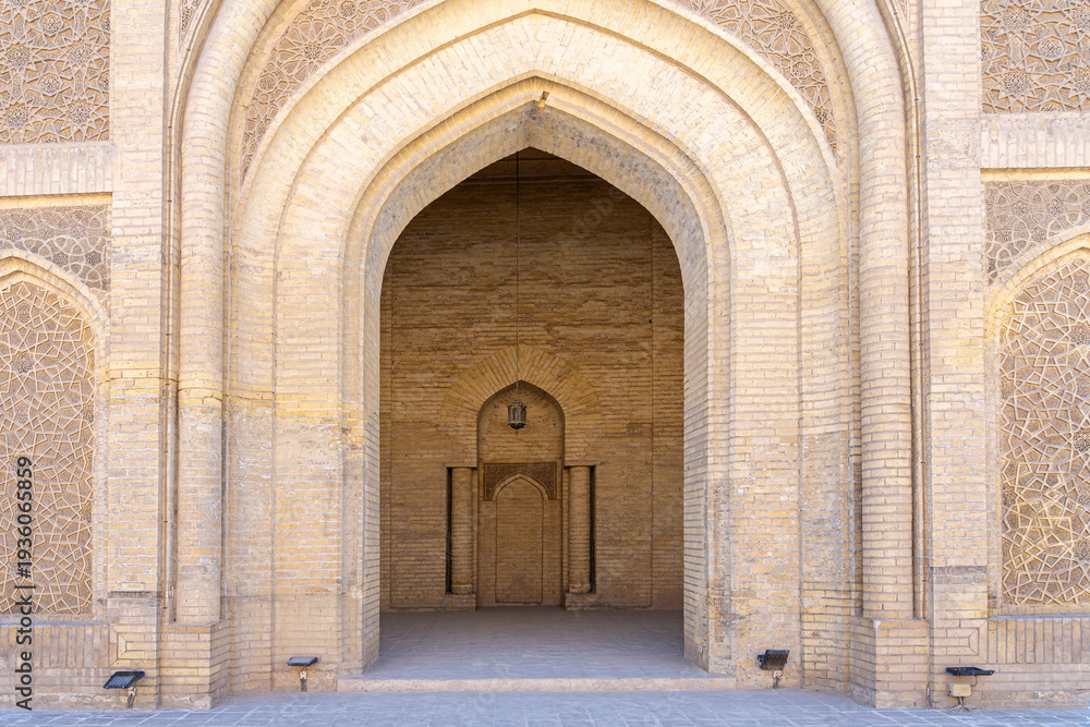 Obraz premium The courtyard of the Abbasid Palace in Baghdad, Iraq.