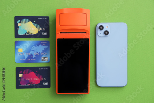 Payment terminal with mobil...
