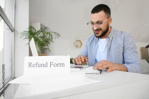 Refund form against man usi...