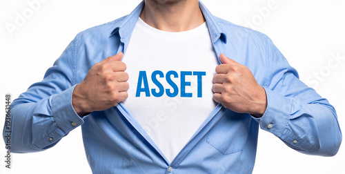 Obraz na płótnie Asset - Ein Mann öffnet sein Hemd und zeigt sein TShirt