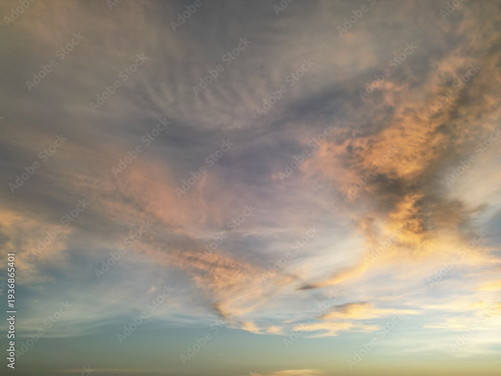 Fototapeta premium Twilight Over the City