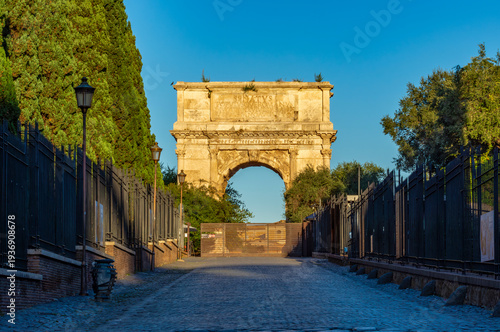 Bild auf Leinwand Arch of Titus in Roman Forum, Rome, Italy