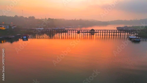 Mon bridge is located in Amphoe sangkhla buri 210 km away from the town is the longest wooden bridge in the countryWith a length of up to 850 meters high and low beam produces a cross-water sea spot c
