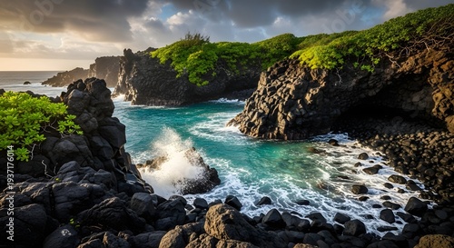 Wallpaper Mural Edge of the heel sea Torontodigital.ca