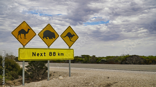 wildlife warning sign next 88 km along Eyre Highway