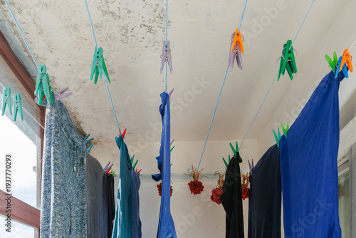 Εκτύπωση καμβά Clothes Drying On Balcony Laundry Lines