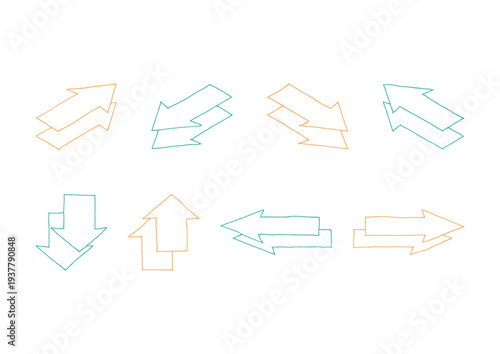 手描きのオレンジと緑の矢印の線画アイソメトリックイラストのセット