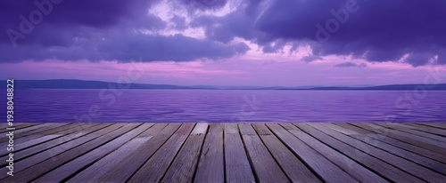 Panel kuchenny z motywem The design showcases peaceful purple tones alongside natural wooden planks.