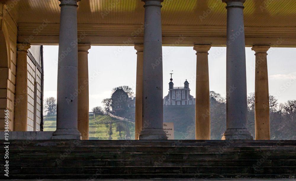 Fototapeta premium The Royal Observatory at the top of Greenwich Park above the Old Royal Naval College, London