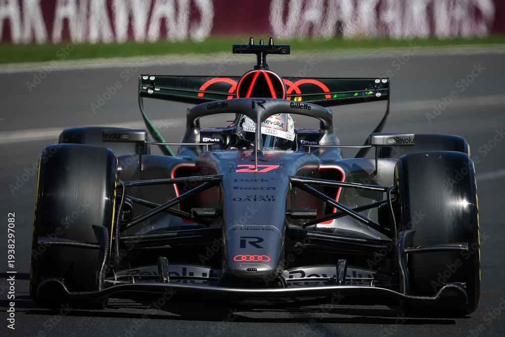 Fototapeta premium 2026 Formula 1 Australian Grand Prix - Friday
