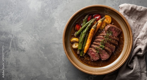 Dry aged sirloin steak tagl...