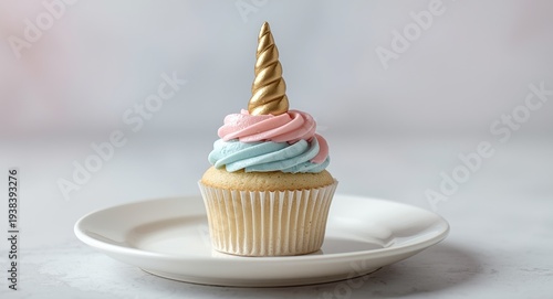 Delightful unicorn cupcake ...