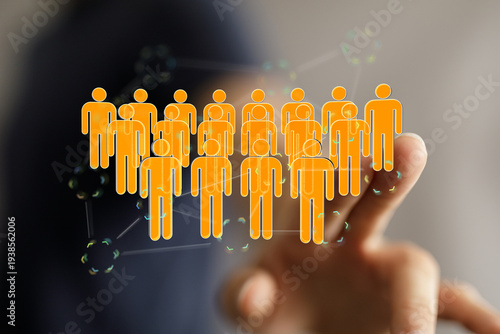 Connecting a network of peo...