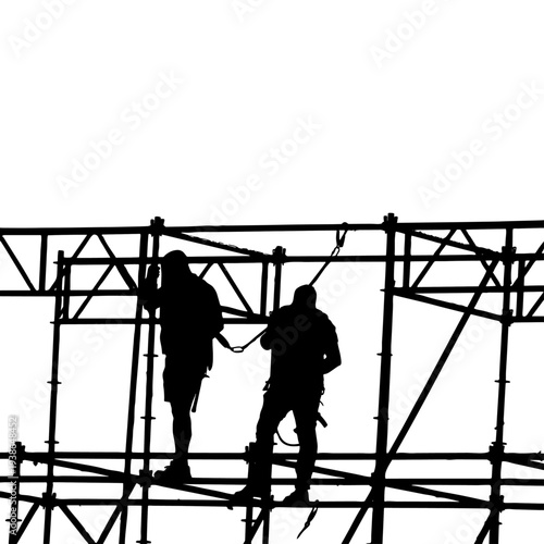 Obreros trabajando sobre andamios