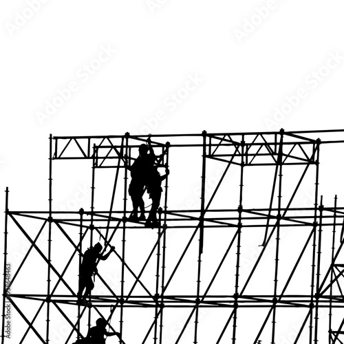 Obreros trabajando sobre andamios