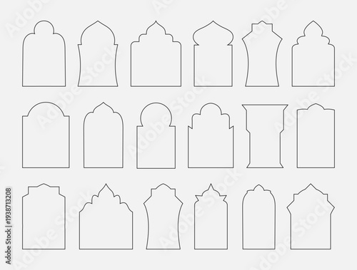 Collection of 18 arches. Outline, black, white.
