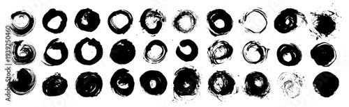 Japanese brush paint enso circle set. Sun logo template. Grungy vector black ink circles. Hand-drawn textured punk style round shapes. Artistic Chinese calligraphy Korean design elements Zen symbol bg