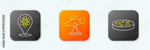 Set line Atom, Telescope and Petri dish with bacteria icon. Vector
