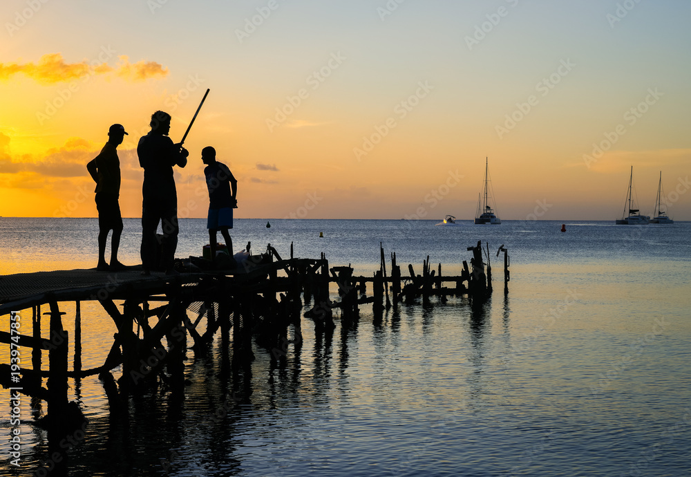 Fototapeta premium Fishermen on the Rodrigues Island Lagoon, Mauritius, Africa 