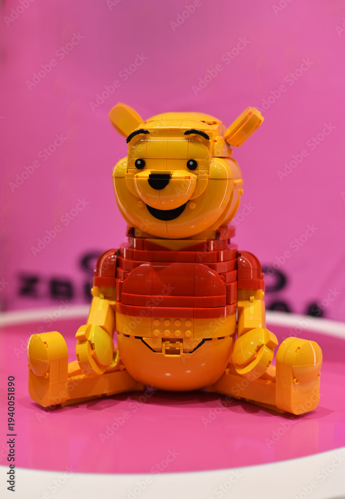 Fototapeta premium Lego Winnie the Pooh