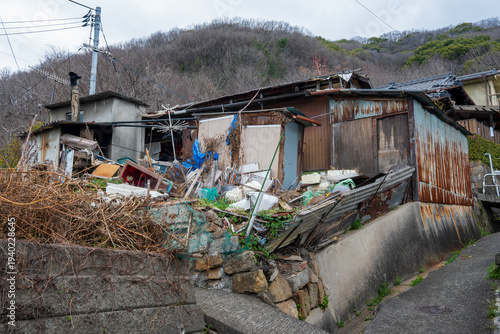 日本の岡山県笠岡市の古くてとても美しい建物