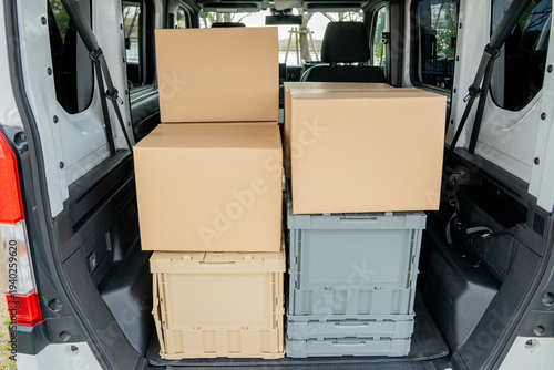 軽貨物 個人事業主 配送 ドライバー 運賃 送料 個配 置き配 配達員 軽自動車 ハイルーフ 業務委託 積載 荷物 段ボール