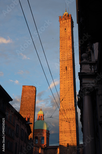 due torri, bologna