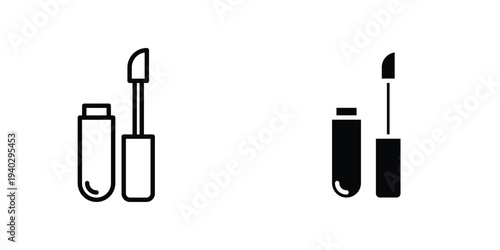 Lip gloss icon in doodles flat and line stroke pack