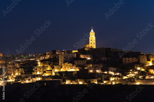night view of the old town of italien