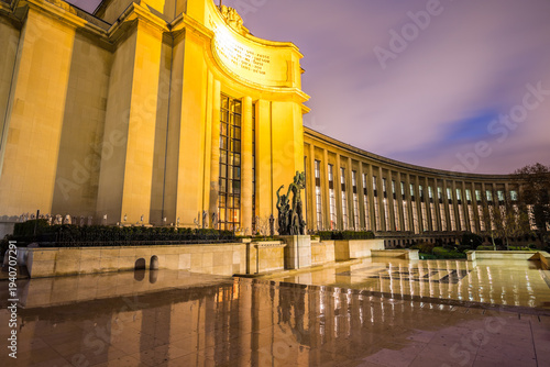 Trocadero in Paris at night
