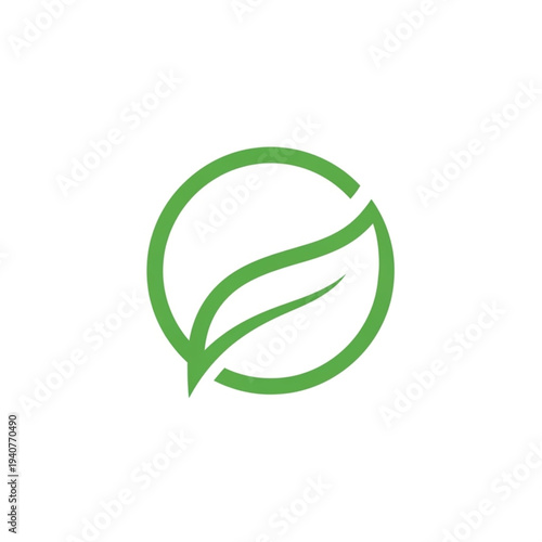 This organic green leaf vector icon features a natural plant design, representing an eco-friendly ecology symbol and bio environment concept for a modern tree logo illustration