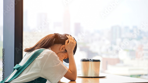 Foto A restaurant employee worried inside the store