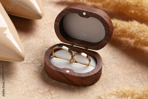 Box of wedding rings and hi...