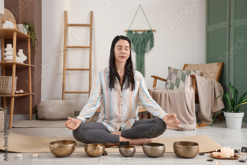 Young woman with Tibetan si...