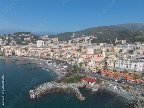 Wallpaper Mural Quartiere di Genova Pegli sul mar ligure Torontodigital.ca