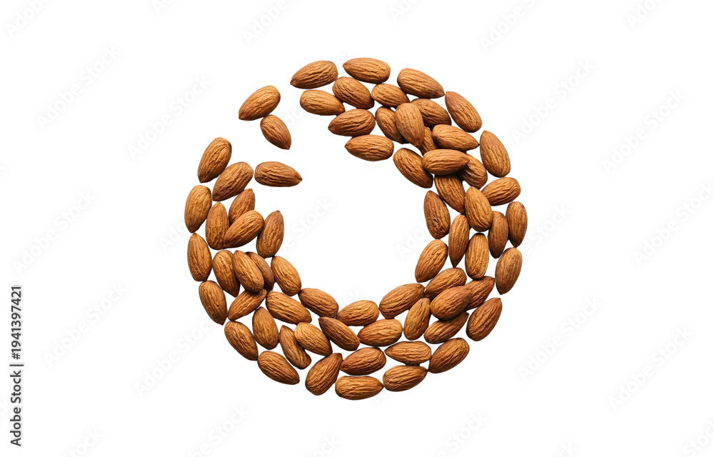 Obraz premium Almond isolated on white background