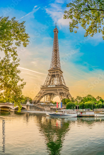 eiffel tour over Seine river