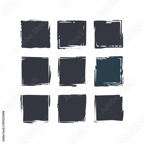 Zbiór dziewięciu czarnych, kwadratowych ramek z efektem pędzla i brudnymi, postarzanymi krawędziami na białym tle.