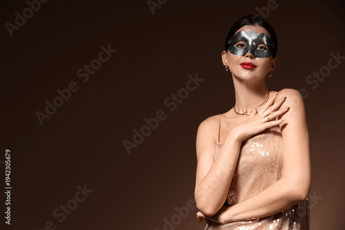 Pretty young woman in party...