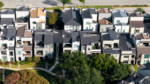 Fotografi Modern suburban townhouses featuring unique architecture from above