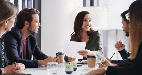 Εκτύπωση καμβά Business, people and meeting with document in office for planning, property report and contract