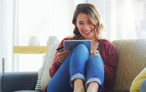 Tableau sur toile Smile, credit card and woman with tablet in home for relax, subscription payment or online shopping